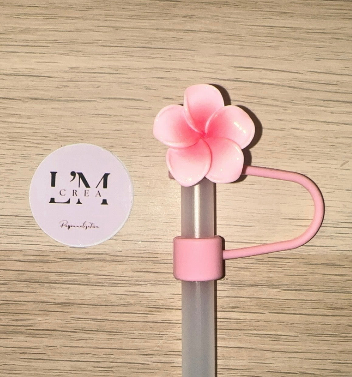 Capuchon de paille décoratif